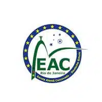 EAC conta com o trabalho da Kaska para fazer um parque infantil de madeira