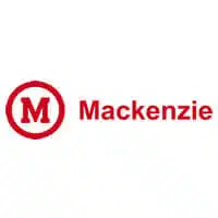 Mackenzie conta com o trabalho da Kaska para fazer um parquinho de madeira infantil