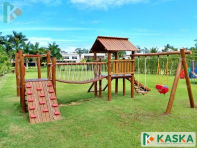 Playground de Madeira - Eucalipto Tratado - Ref. 282 - Casa do Tarzan Aventura - KASKA