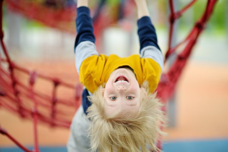 como escolher os brinquedos para espaço