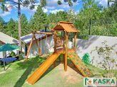 Playground Infantil em Madeira - Ref. 436 - Casa do Tarzan Mini com 2 Balanços - KASKA